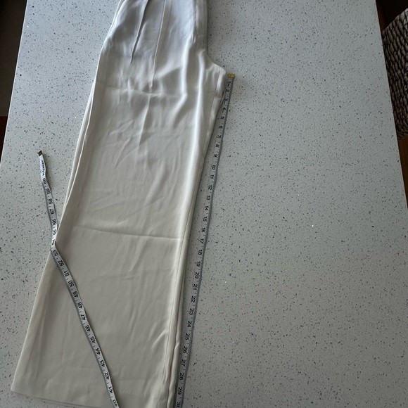 Express stylist high rise Off-White Wide-Leg Pants 8R - Picture 10 of 10